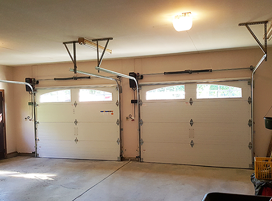 Garage door repair costs